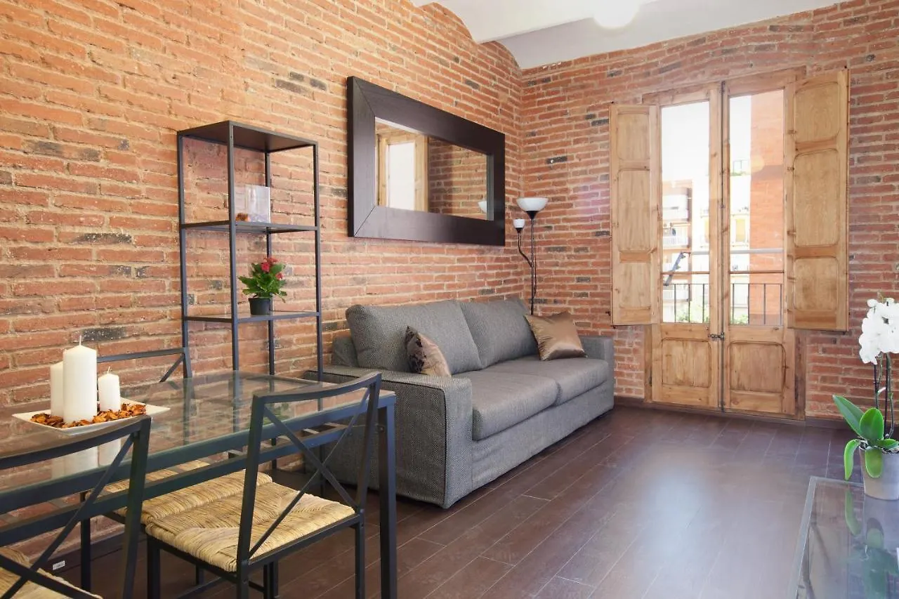 2-Bedroom Apartment For Families Barcelona Spain