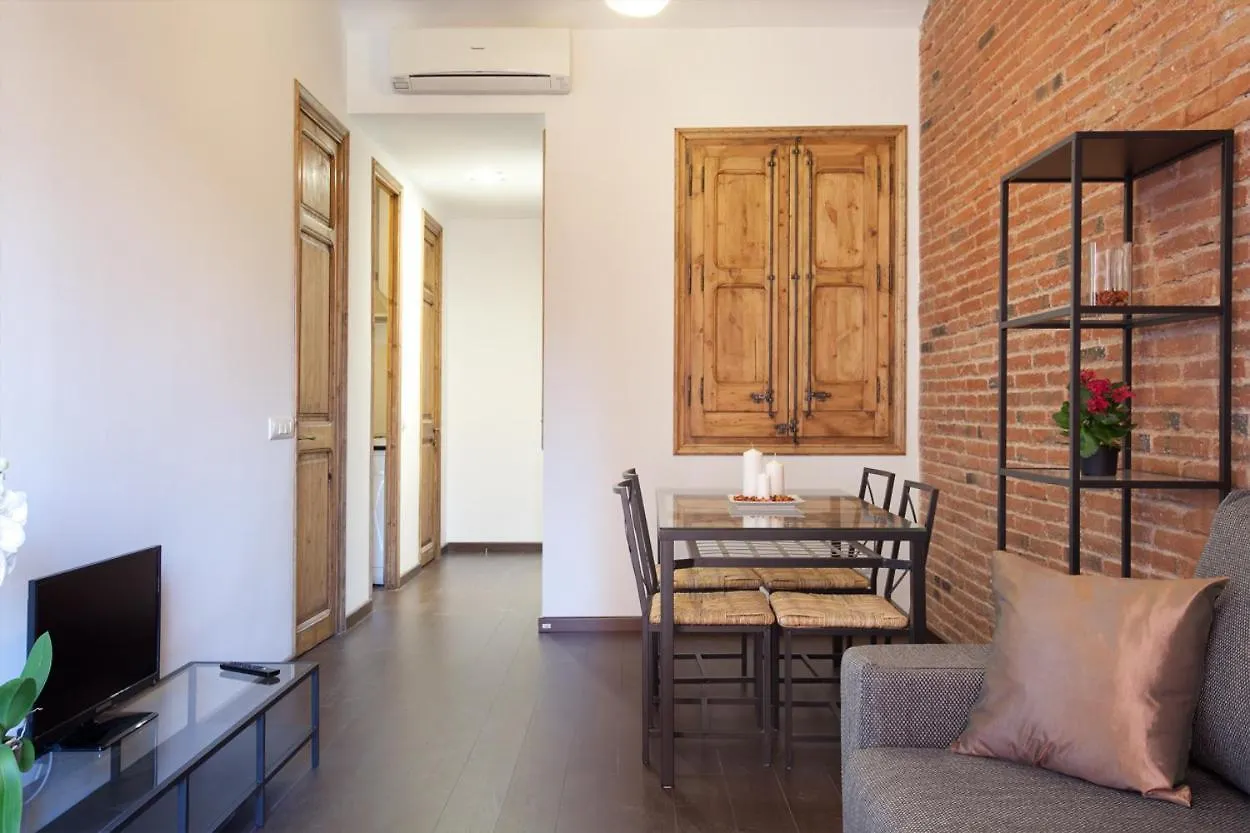2-Bedroom Apartment For Families Barcelona
